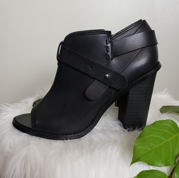 Crown Vintage Shoes - Crown Vintage Black Black Heeled Booties